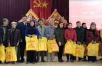 HỘI DN THANH BA TẶNG 300 SUẤT QUÀ TẾT CHO HỘ CÓ HOÀN CẢNH KHÓ KHĂN
